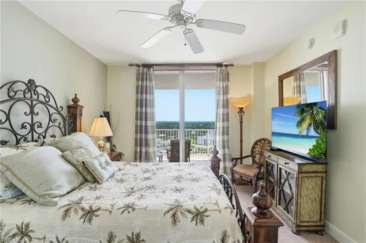 2104 1st St 1702, Fort Myers, Florida 33901