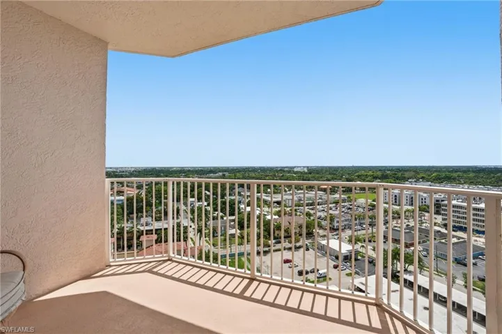 2104 1st St 1702, Fort Myers, Florida 33901