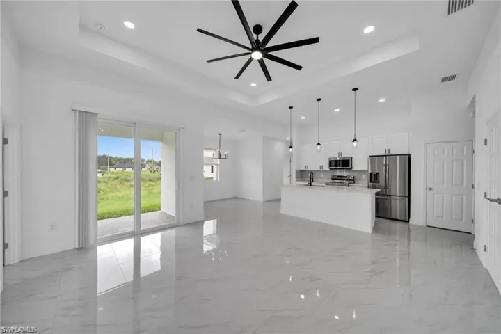 438 Poplar St, Lehigh Acres, Florida 33974