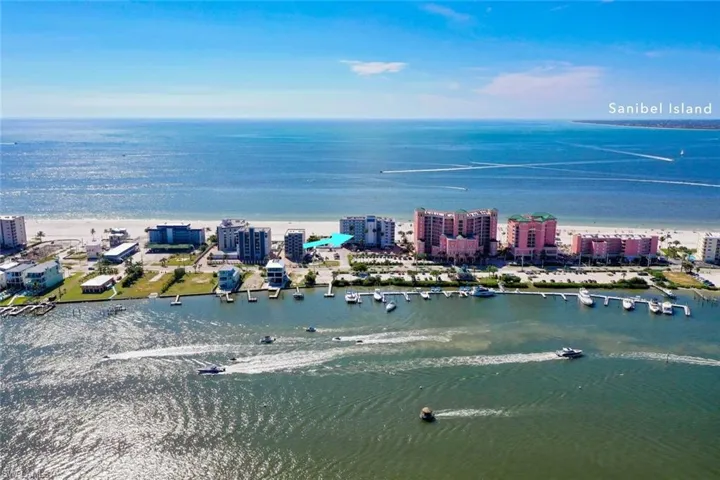 250 Estero Blvd 302, Fort Myers Beach, Florida 33931