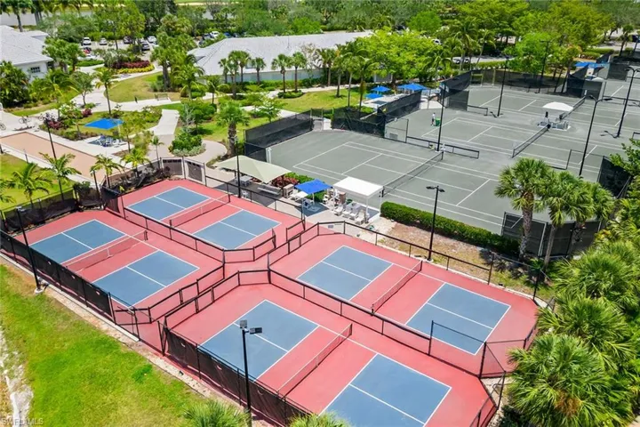 3190  Serenity  CT, Naples, FL 34114