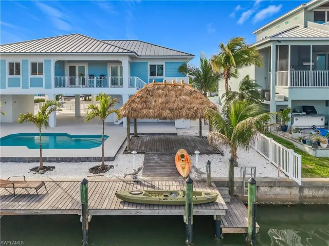 445  Madison  CT, Fort Myers Beach, FL 33931