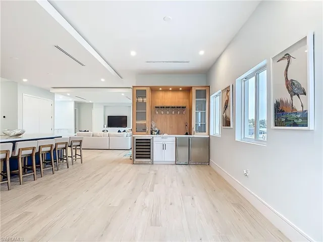 445  Madison  CT, Fort Myers Beach, FL 33931