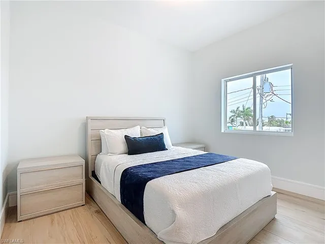 445  Madison  CT, Fort Myers Beach, FL 33931