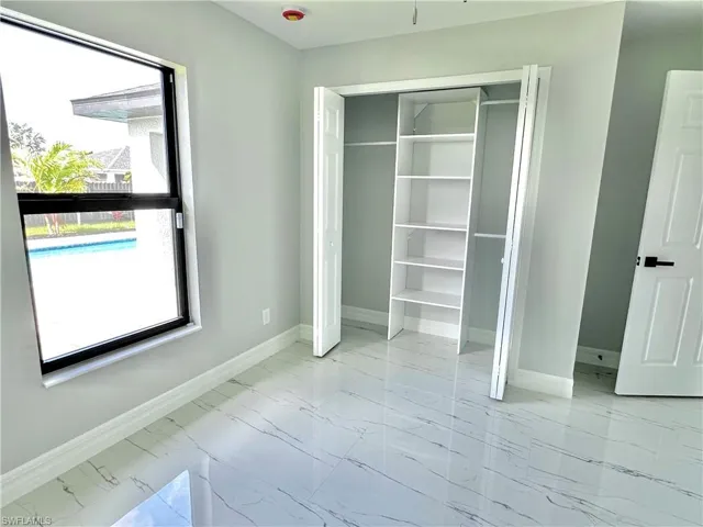 1016 Nw 24th Ave, Cape Coral, Florida 33993