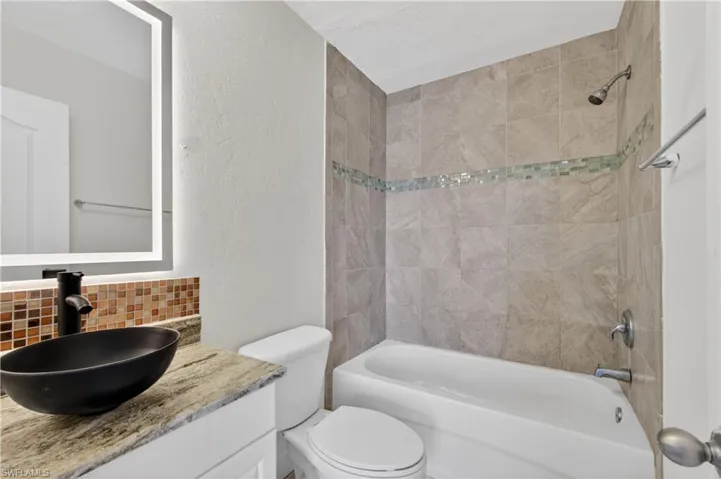 8593 Athena Ct, Lehigh Acres, Florida 33971