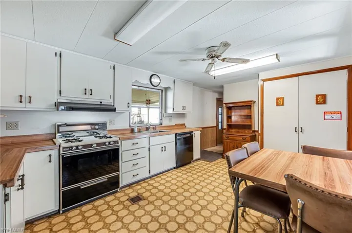 36 & 38 Ocho Rios, Naples Fl 34114