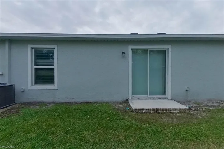 9131 Aegean Cir, Lehigh Acres, Florida 33936