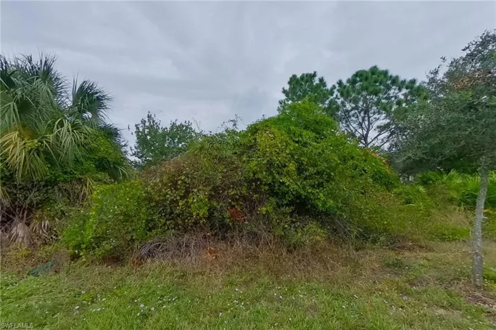 9131 Aegean Cir, Lehigh Acres, Florida 33936