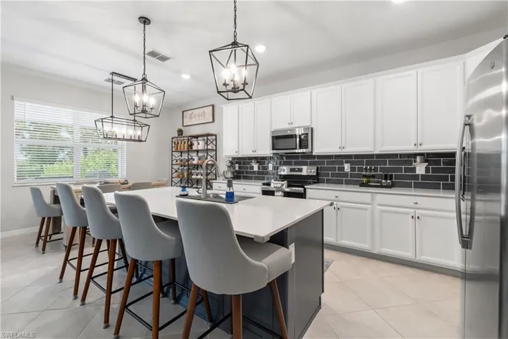 2639 Scarlet Way, Naples, Florida 34120