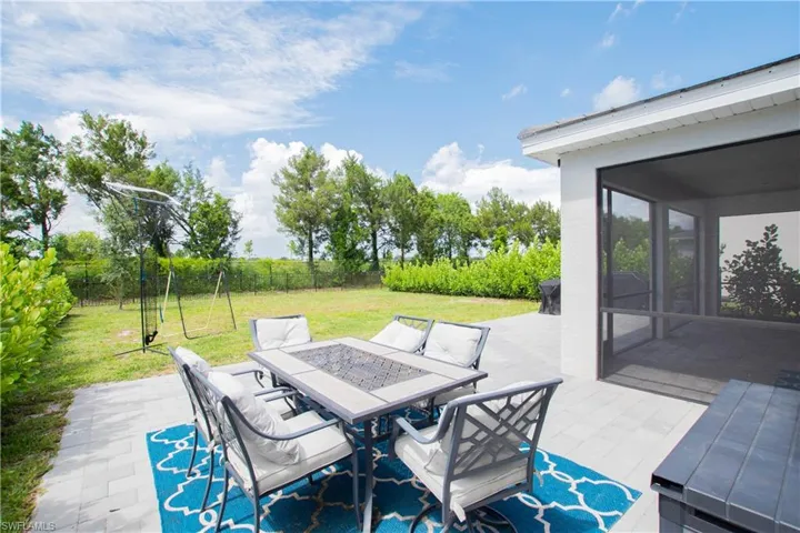 2639 Scarlet Way, Naples, Florida 34120