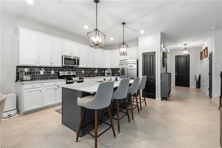 2639 Scarlet Way, Naples, Florida 34120