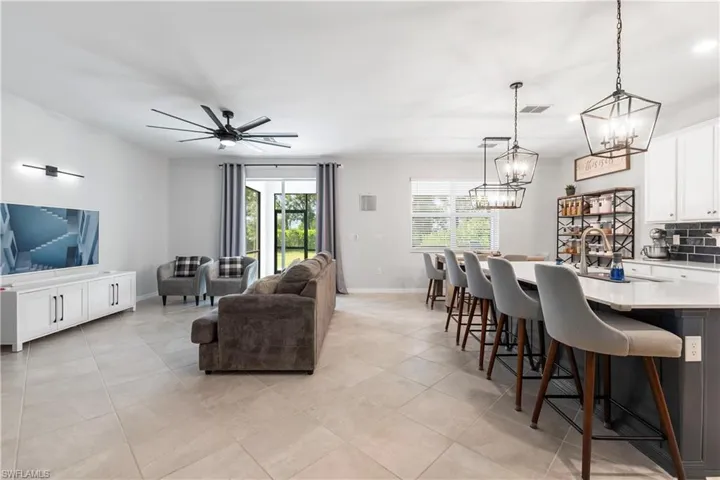 2639 Scarlet Way, Naples, Florida 34120
