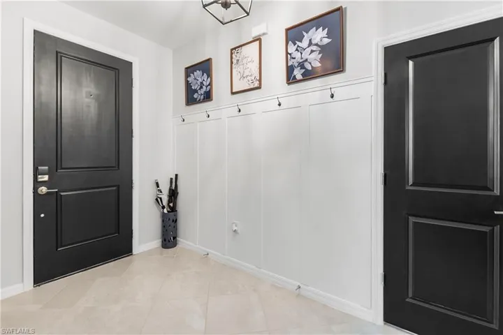 2639 Scarlet Way, Naples, Florida 34120