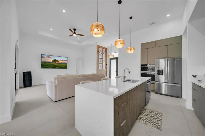1913 NE 34th  TER, Cape Coral, FL 33909