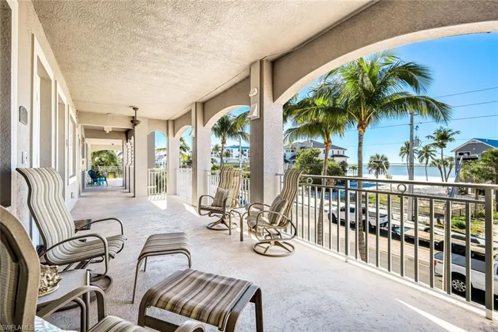 4633 Estero Blvd 201, Fort Myers Beach, Florida 33931