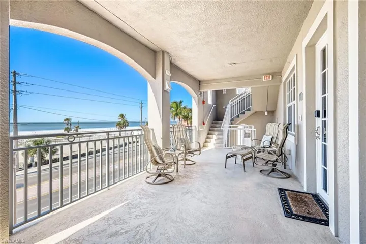 4633 Estero Blvd 201, Fort Myers Beach, Florida 33931