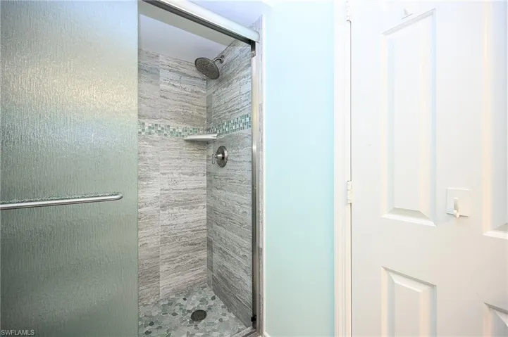 559 Beachwalk Cir U-203, Naples, Florida 34108