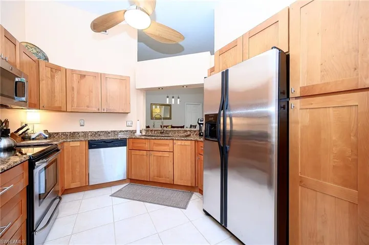 559 Beachwalk Cir U-203, Naples, Florida 34108