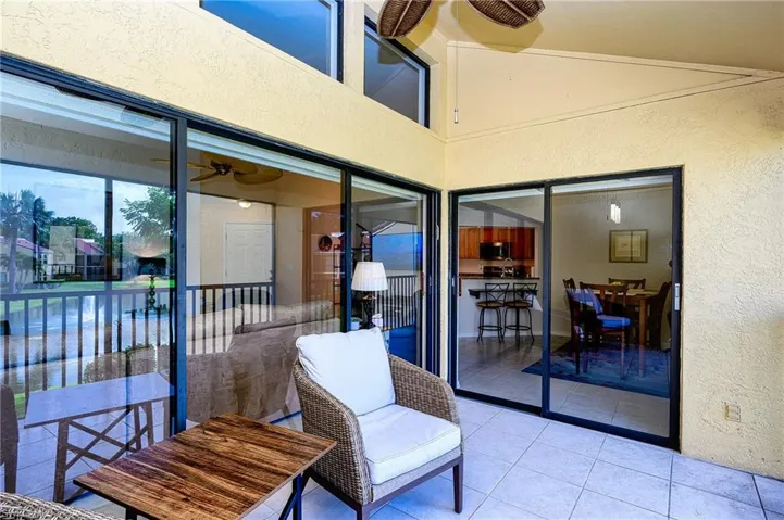 559 Beachwalk Cir U-203, Naples, Florida 34108