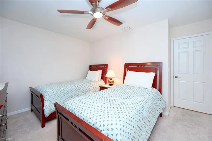559 Beachwalk Cir U-203, Naples, Florida 34108