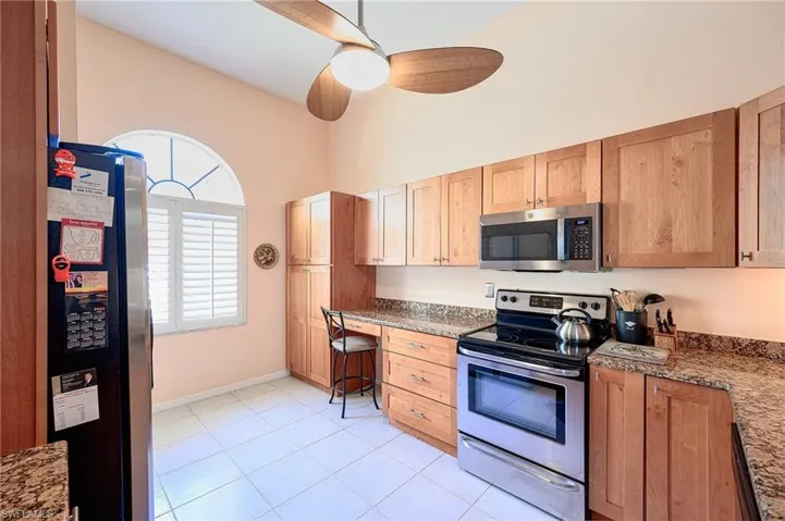 559 Beachwalk Cir U-203, Naples, Florida 34108