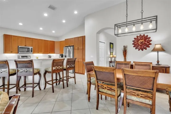 9276 Aviano Dr 202, Fort Myers, Florida 33913