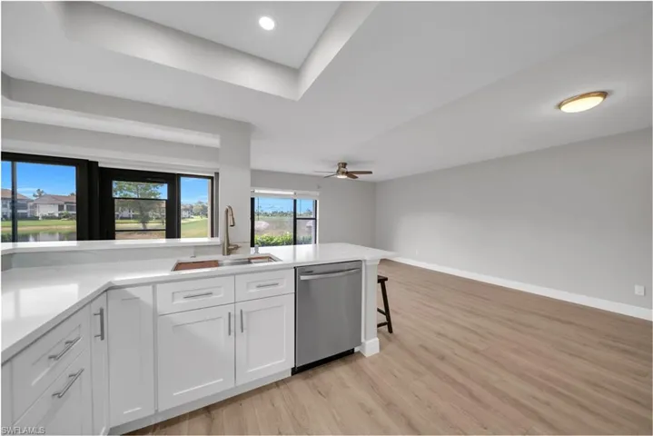 5790 Trailwinds Dr 111, Fort Myers, Florida 33907