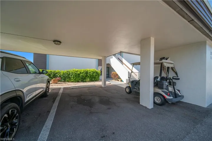 5790 Trailwinds Dr 111, Fort Myers, Florida 33907