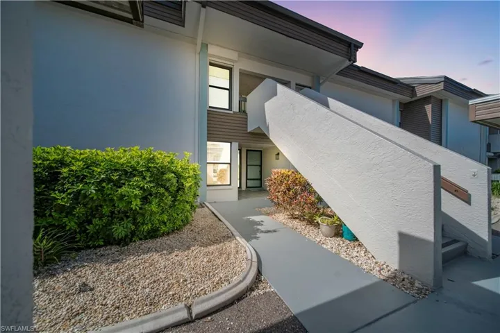 5790 Trailwinds Dr 111, Fort Myers, Florida 33907