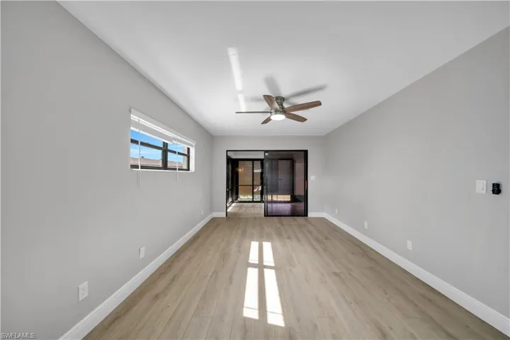 5790 Trailwinds Dr 111, Fort Myers, Florida 33907