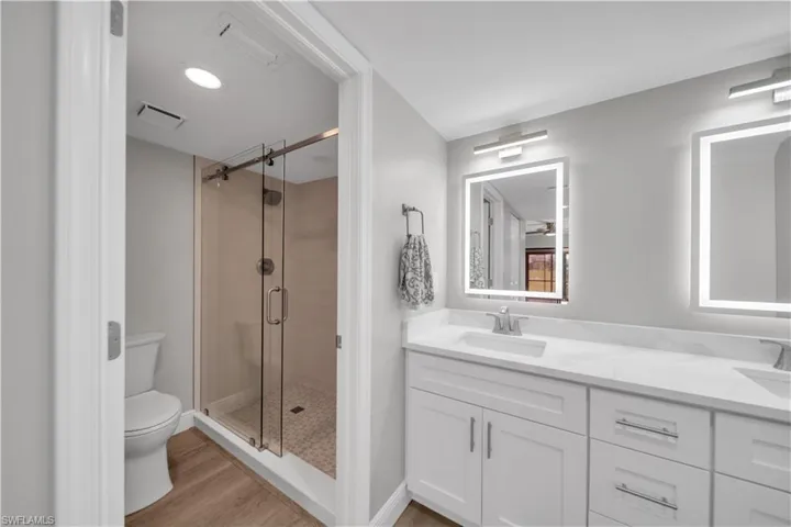 5790 Trailwinds Dr 111, Fort Myers, Florida 33907