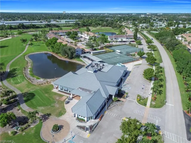 5790 Trailwinds Dr 111, Fort Myers, Florida 33907