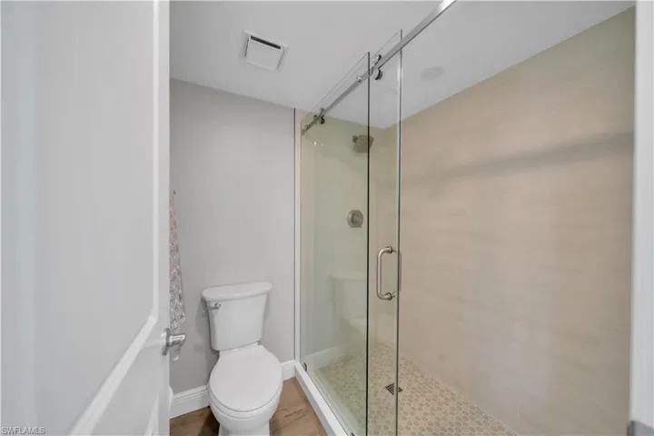 5790 Trailwinds Dr 111, Fort Myers, Florida 33907