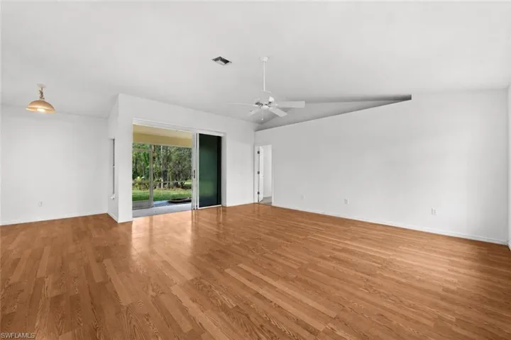 Sky high ceilings