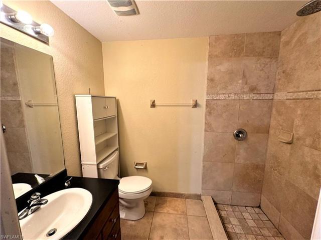 3303 E 8th  ST, LEHIGH ACRES, FL 33972