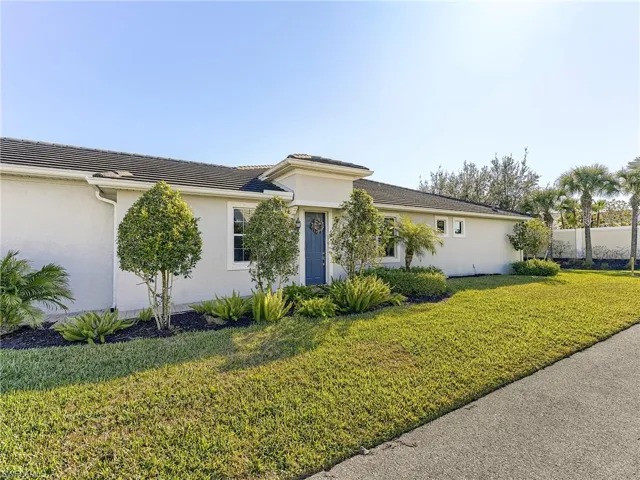 10641 Jackson Square Dr, Estero, Florida 33928