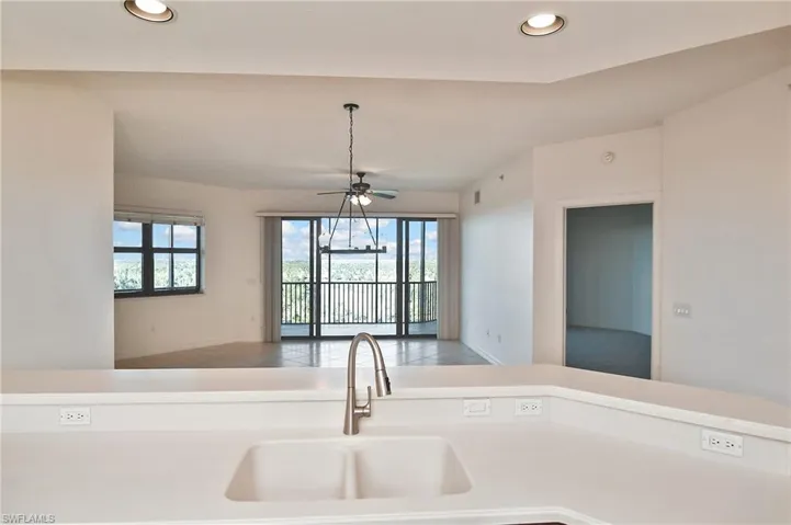 14380  Riva Del Lago  DR, Fort Myers, FL 33907