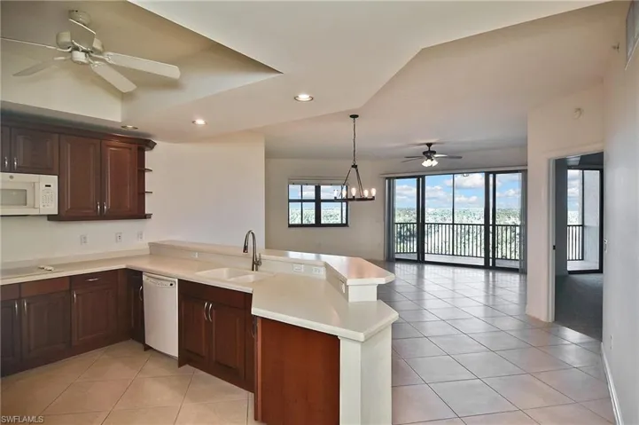 14380  Riva Del Lago  DR, Fort Myers, FL 33907