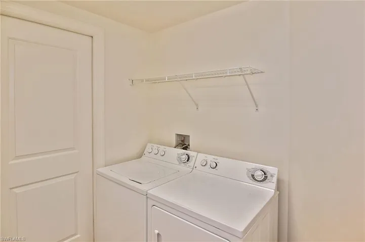 14380  Riva Del Lago  DR, Fort Myers, FL 33907