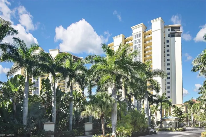 14380  Riva Del Lago  DR, Fort Myers, FL 33907