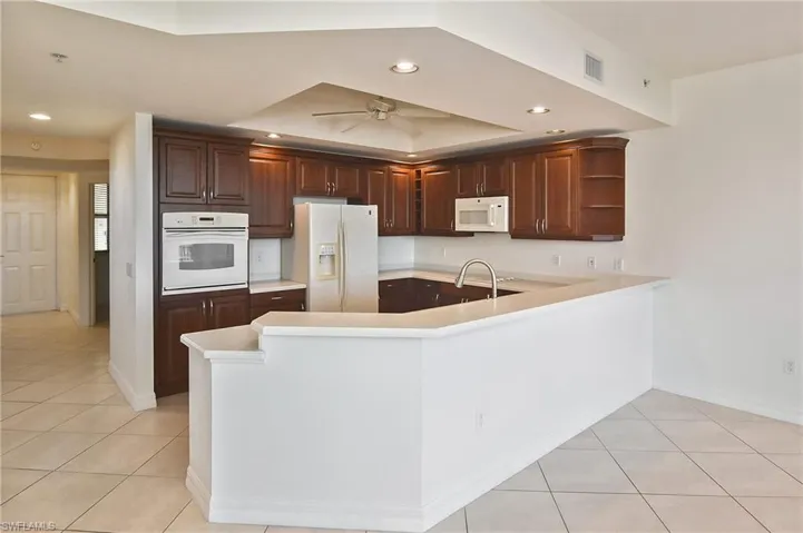14380  Riva Del Lago  DR, Fort Myers, FL 33907