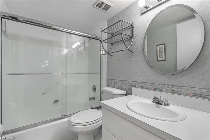 2nd bathroom