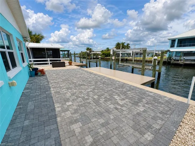 2691 Geary St, Matlacha, Florida 33993