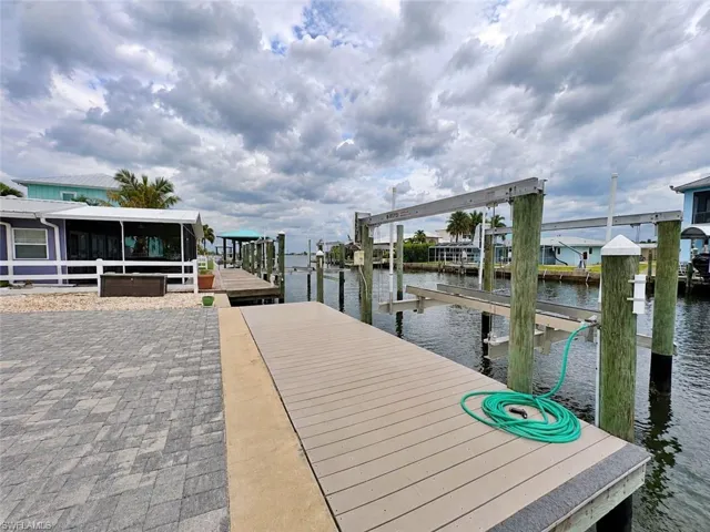 2691 Geary St, Matlacha, Florida 33993