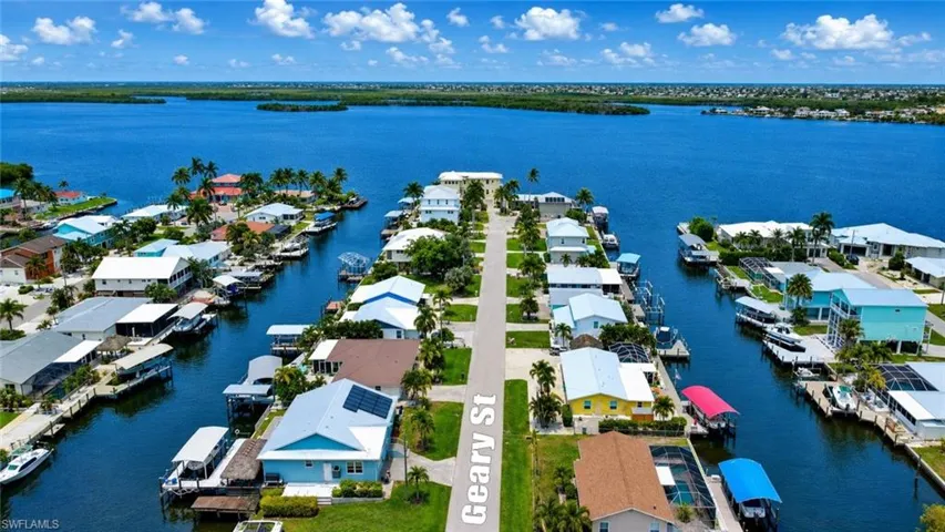2691 Geary St, Matlacha, Florida 33993