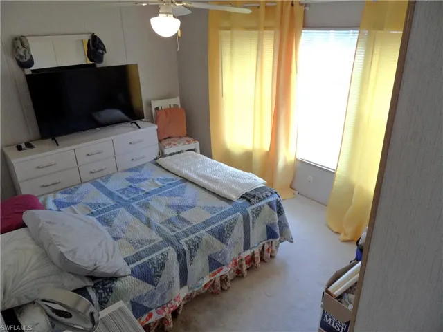 Guest bedroom
