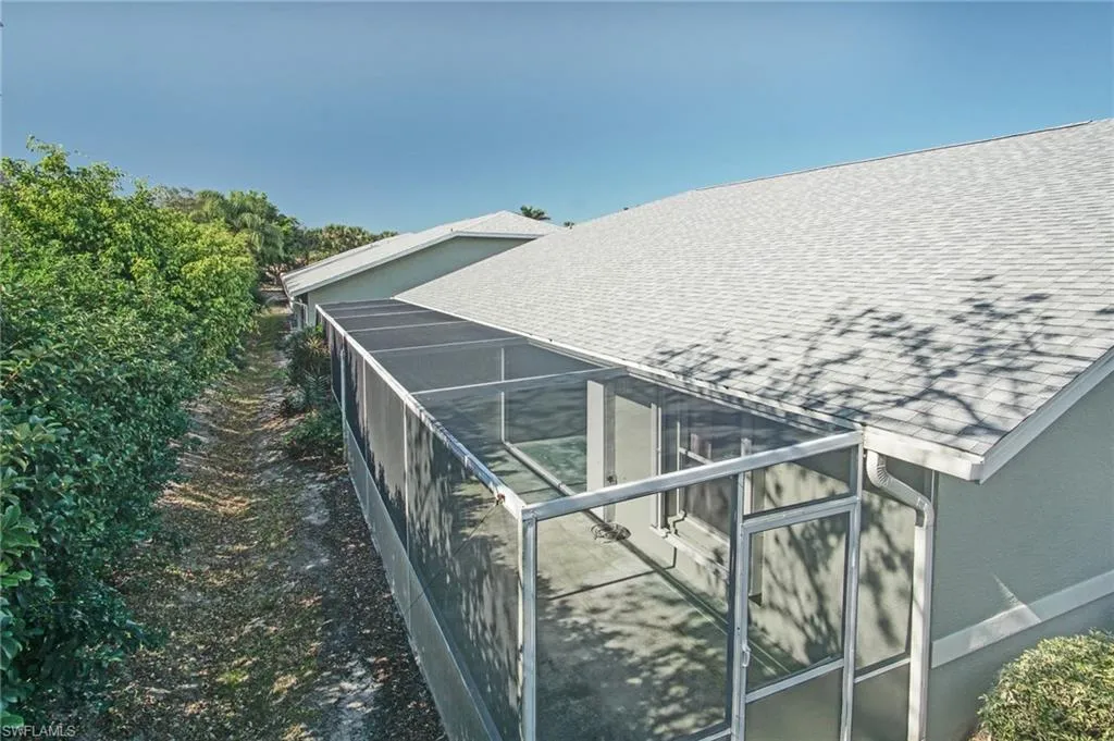 1748 Royal CIR, Naples, FL 34112,224086294