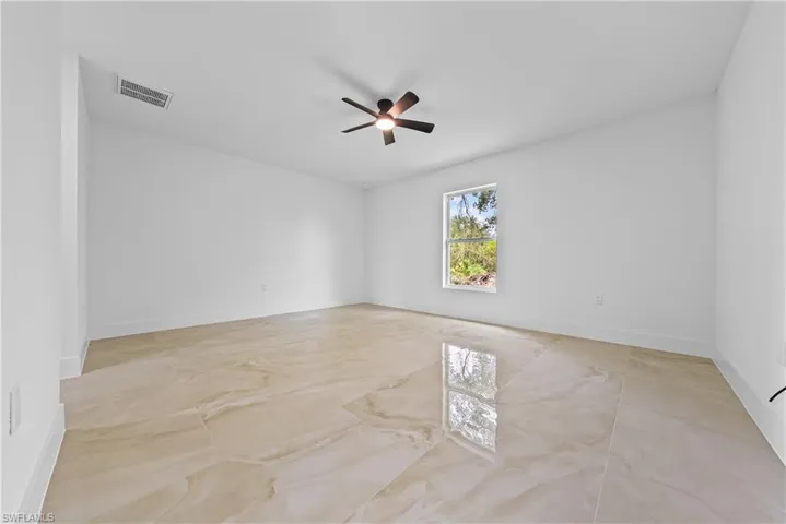 4405 E 11th St, Lehigh Acres, Florida 33972