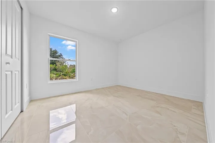 4405 E 11th St, Lehigh Acres, Florida 33972